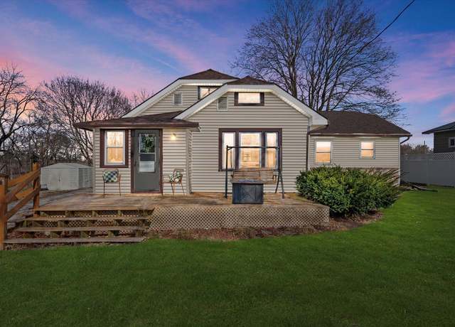 Property at 8426 N Lima Center Rd, Whitewater, WI 53190, 4 beds, 2 baths