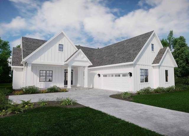 Property at 1746 N River Cir, River Hills, WI 53217, 4 beds, 3.5 baths