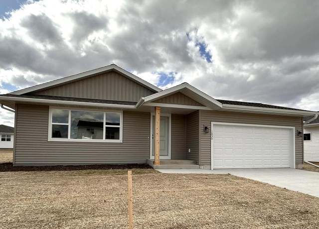 Property at 1030 Mcnish Ct, Sheboygan Falls, WI 53085, 3 beds, 2 baths