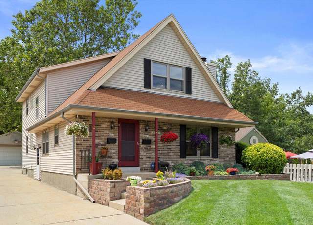 Property at 4063-4065 S 41st St, Milwaukee, WI 53221, 5 beds, 2 baths