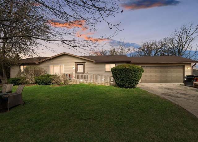 Property at 1222 Winged Foot Dr, Twin Lakes, WI 53181, 7 beds, 2 baths