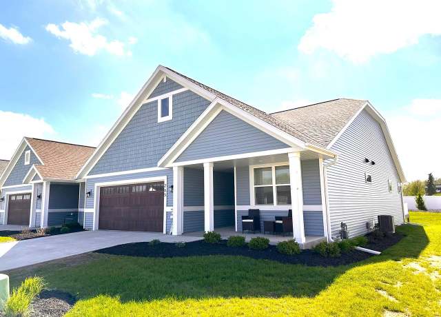 Property at 265 Victory Ln, Elkhart Lake, WI 53020, 3 beds, 3 baths