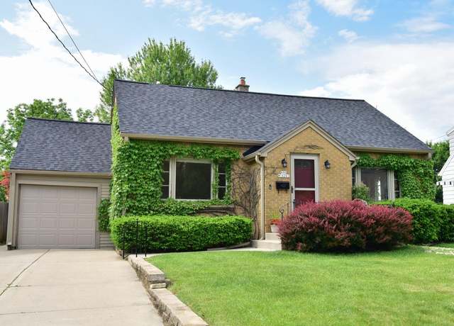Property at N90W16261 Roosevelt Dr, Menomonee Falls, WI 53051, 4 beds, 1.5 baths