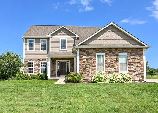 Property at 1166 Waterstone Dr, Grafton, WI 53024, 4 beds, 3.5 baths