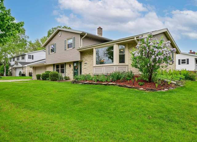 Property at 2765 Mayfair Ct, Wauwatosa, WI 53222, 5 beds, 2 baths