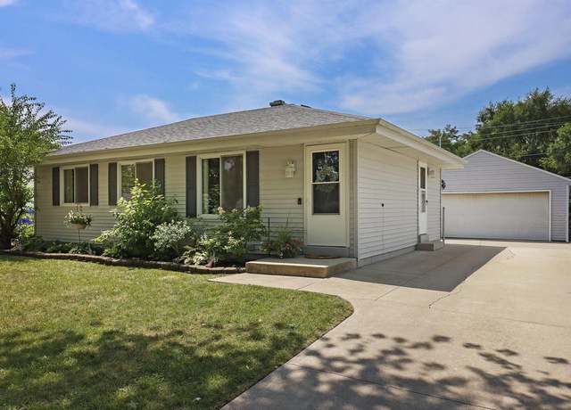 Property at 8312 28th Ave, Kenosha, WI 53143, 3 beds, 2 baths