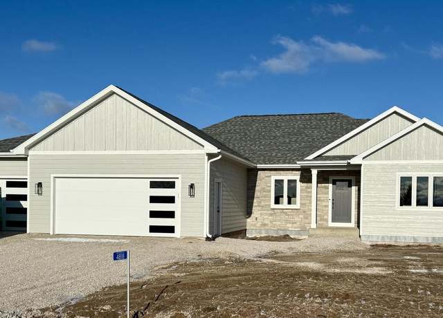 Property at 4818 Gettysburg Ln, Sheboygan, WI 53083, 4 beds, 3 baths