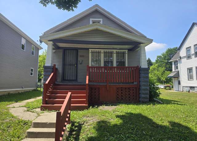 Property at 2935 N Dr Lester Carter Dr, Milwaukee, WI 53206, 4 beds, 1 bath