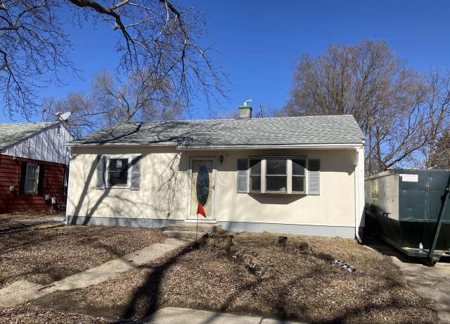 Property at 633 Newfield Dr, Beloit, WI 53511, 3 beds, 1 bath