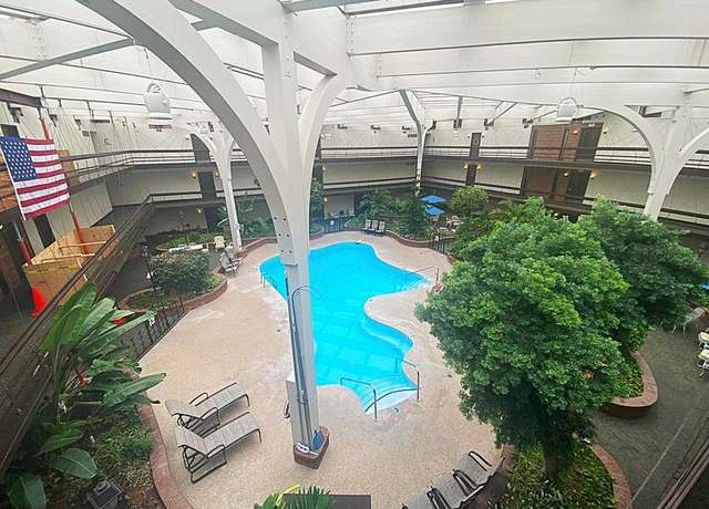Property at 6100 Stonehedge Dr #164, Greenfield, WI 53220, 2 beds, 2 baths