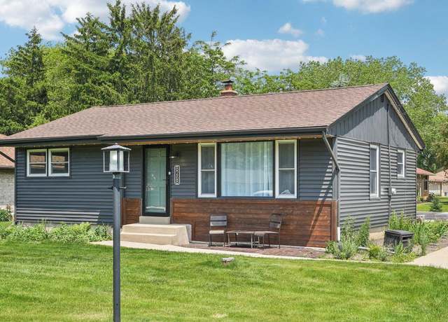 Property at 8268 S 34th St, Franklin, WI 53132, 4 beds, 2 baths