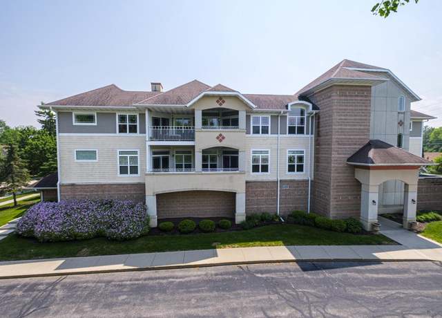 Property at 213 S Main St #302, Thiensville, WI 53092, 2 beds, 2 baths
