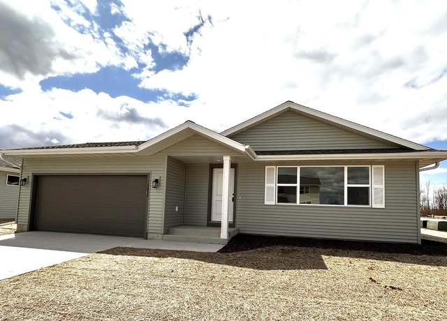 Property at 1048 Mcnish Ct, Sheboygan Falls, WI 53085, 3 beds, 2 baths