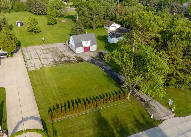 Property at 8646 S 35th St, Franklin, WI 53132