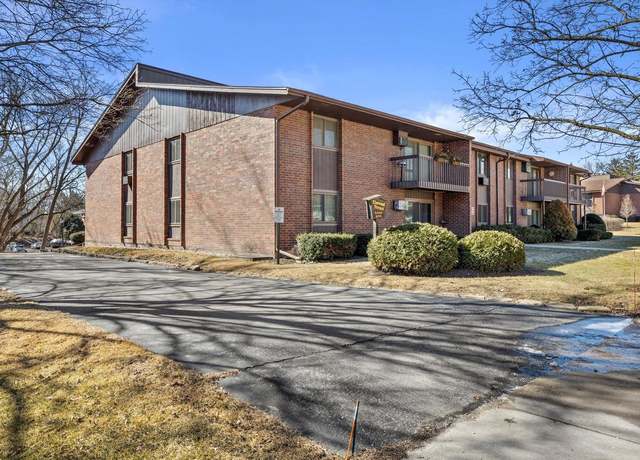Property at 1250 Wisconsin St Unit 206B, Lake Geneva, WI 53147, 2 beds, 1.5 baths
