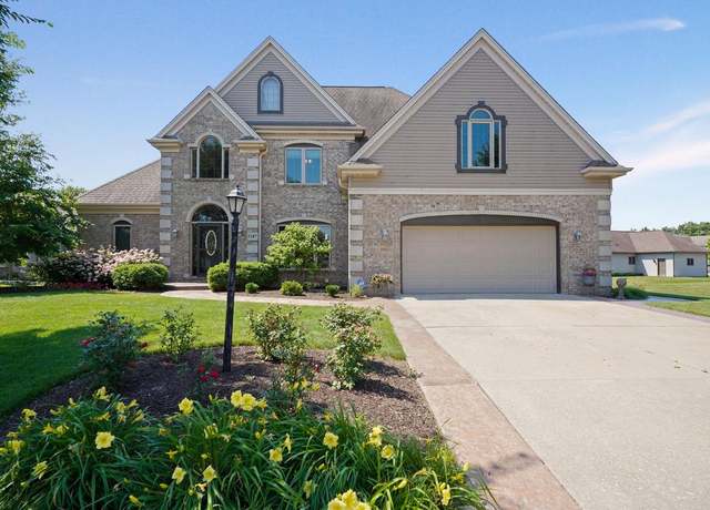 Property at 5387 Main St, Pleasant Prairie, WI 53158, 5 beds, 3.5 baths