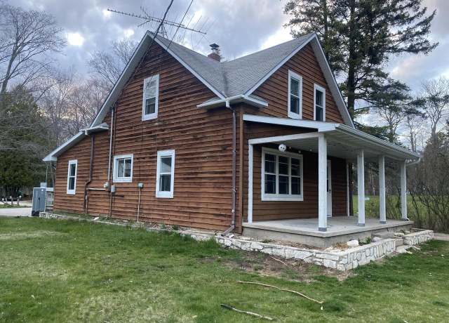 Property at 731 Main Rd, Washington Island, WI 54246, 5 beds, 2 baths