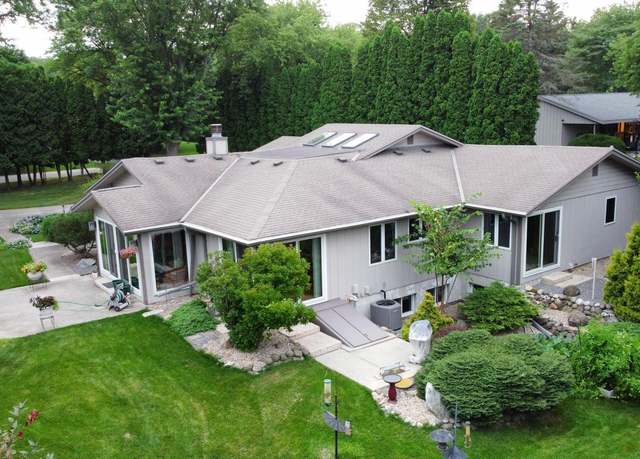 Property at 448 Pebble Creek Pass, Wales, WI 53183, 4 beds, 3.5 baths
