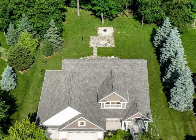 Property at 1388 Mamerow Lane West Ln, Oconomowoc, WI 53066, 5 beds, 3.5 baths