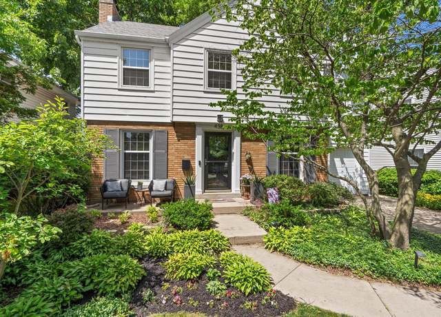 Property at 438 Shoreland Dr, Racine, WI 53402, 3 beds, 1.5 baths