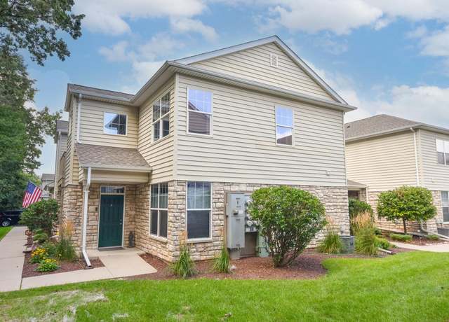 Property at N16W26487 Meadowgrass Cir Unit F, Pewaukee, WI 53072, 2 beds, 2 baths