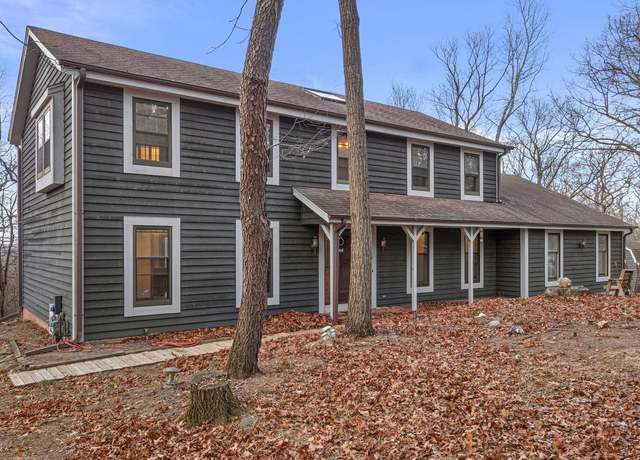 Property at W336S9603 Red Brae Dr, Mukwonago, WI 53149, 3 beds, 2.5 baths