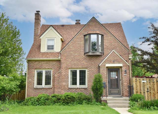 Property at 3786 S 35th St, Greenfield, WI 53221, 3 beds, 1.5 baths