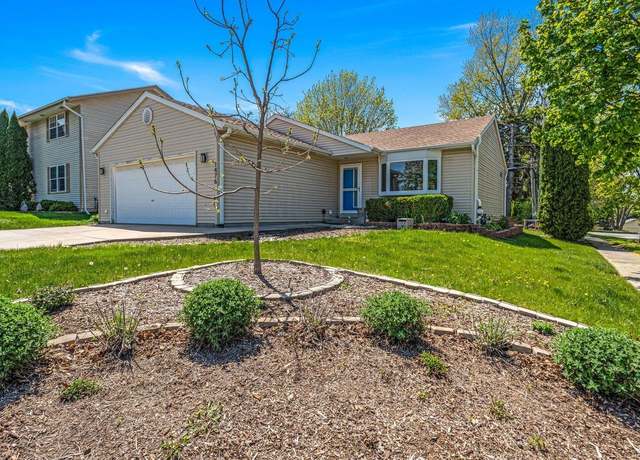 Property at 1476 Paul Ln, Waukesha, WI 53186, 3 beds, 2 baths
