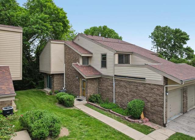 Property at 2526 W Parnell Ave, Milwaukee, WI 53221, 3 beds, 1.5 baths
