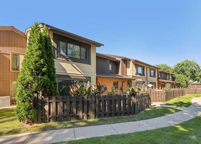 Property at 5247 Somerset Lane South Ln #113, Greenfield, WI 53221, 2 beds, 1.5 baths