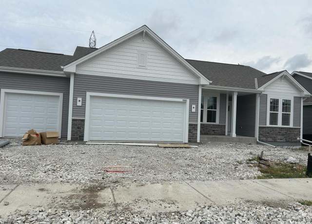 Property at 9582 S Sophia Ct, Franklin, WI 53132, 3 beds, 2 baths