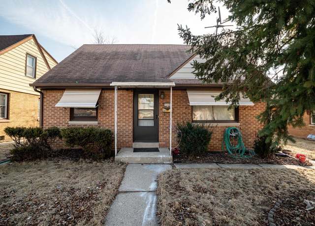 Property at 5160 N 67th St, Milwaukee, WI 53218, 3 beds, 1 bath