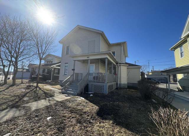 Property at 1034 Washington Ave, Racine, WI 53403, 6 beds, 2 baths