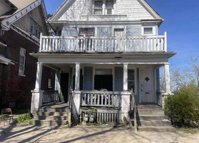 Property at 2671 N Palmer St #2673, Milwaukee, WI 53212, 4 beds, 2 baths