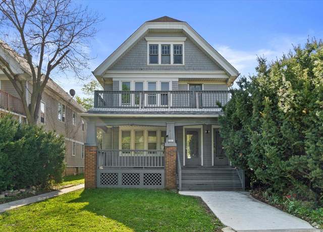 Property at 2461 N 50th St #2463, Milwaukee, WI 53210, 4 beds, 2 baths