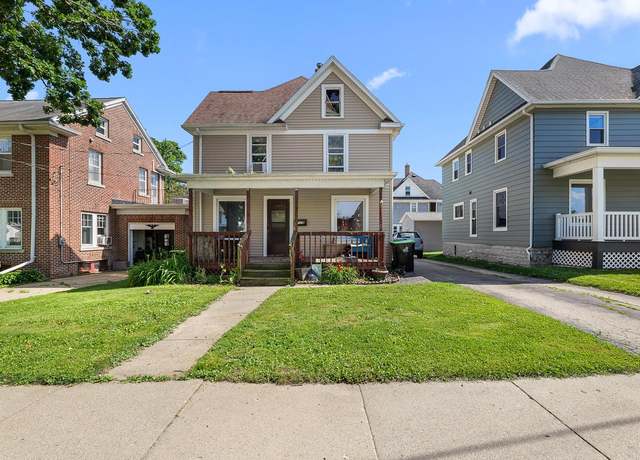 Property at 323 W Maple Ave, Beaver Dam, WI 53916, 3 beds, 1 bath