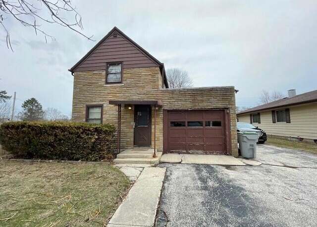 Property at 6352 N 104th St, Milwaukee, WI 53225, 3 beds, 2 baths