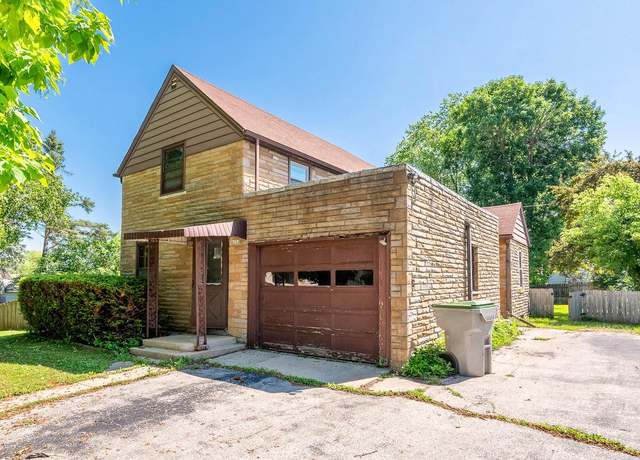 Property at 6352 N 104th St, Milwaukee, WI 53225, 3 beds, 2 baths