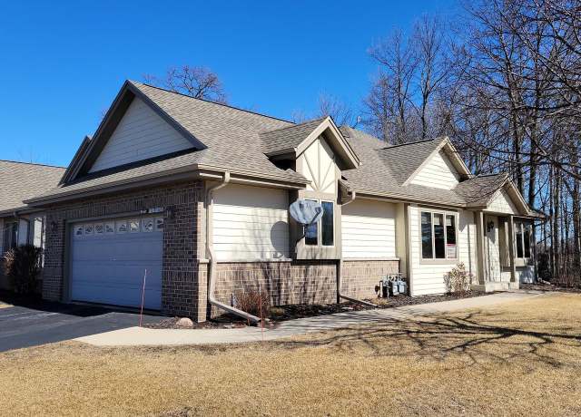 Property at N161W18860 Heather Lynn Cir, Jackson, WI 53037, 2 beds, 2.5 baths