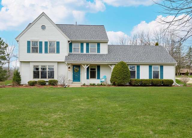 Property at 4455 Shagbark Ln, Brookfield, WI 53005, 4 beds, 2.5 baths