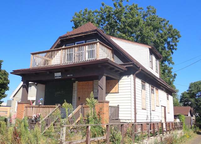 Property at 4324 W Lisbon Ave Unit 4324-A, Milwaukee, WI 53208, 4 beds, 2 baths