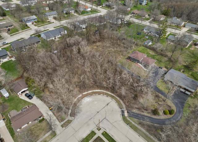 Property at 2149 Briar Dr #300, West Bend, WI 53090