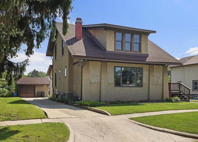 Property at 126 N 5th Ave, Walworth, WI 53184, 2 beds, 1 bath