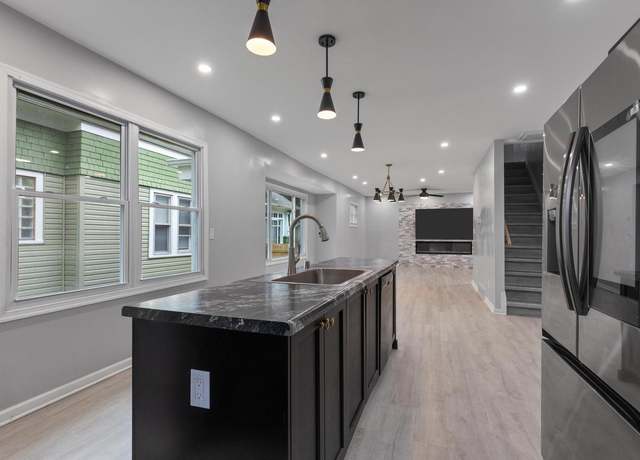 Property at 2336 N 47th St, Milwaukee, WI 53210, 5 beds, 2 baths