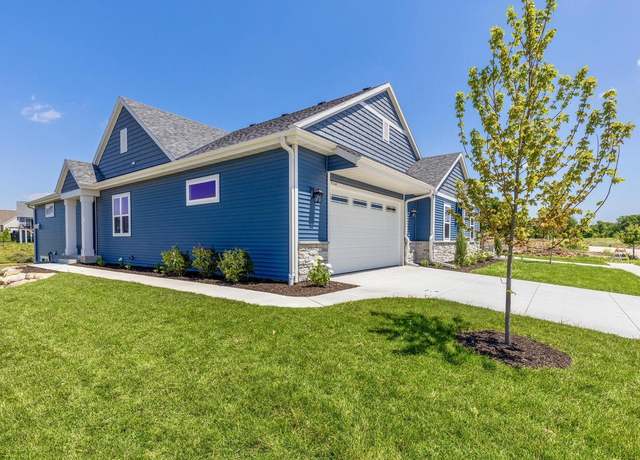 Property at 1598 Weston Ridge Rd, Oconomowoc, WI 53066, 2 beds, 2 baths