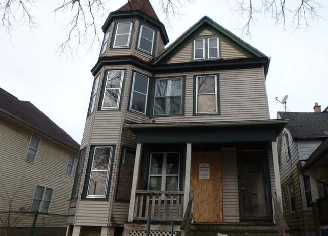 Property at 2817 N 18th St #2819, Milwaukee, WI 53206, 7 beds, 2 baths