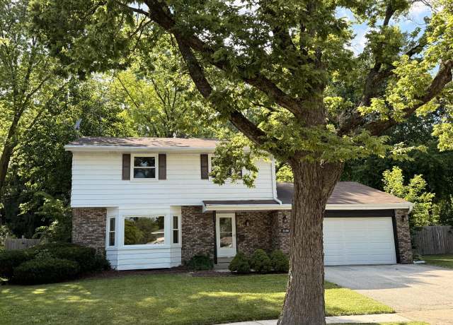 Property at 2108 Cardinal Dr, Waukesha, WI 53186, 4 beds, 1.5 baths