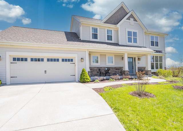 Property at 504 Fairwinds Ct, Mukwonago, WI 53149, 4 beds, 2.5 baths