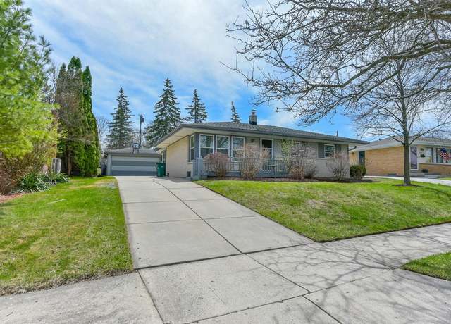 Property at N84W15103 James Ave, Menomonee Falls, WI 53051, 3 beds, 2.5 baths