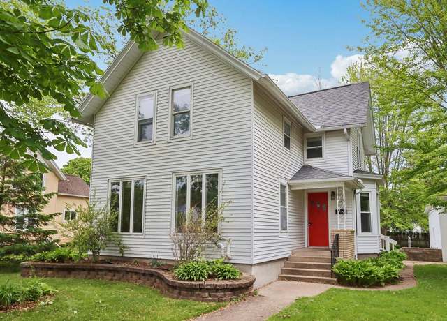 Property at 311 Fargo St, Lake Mills, WI 53551, 3 beds, 2 baths